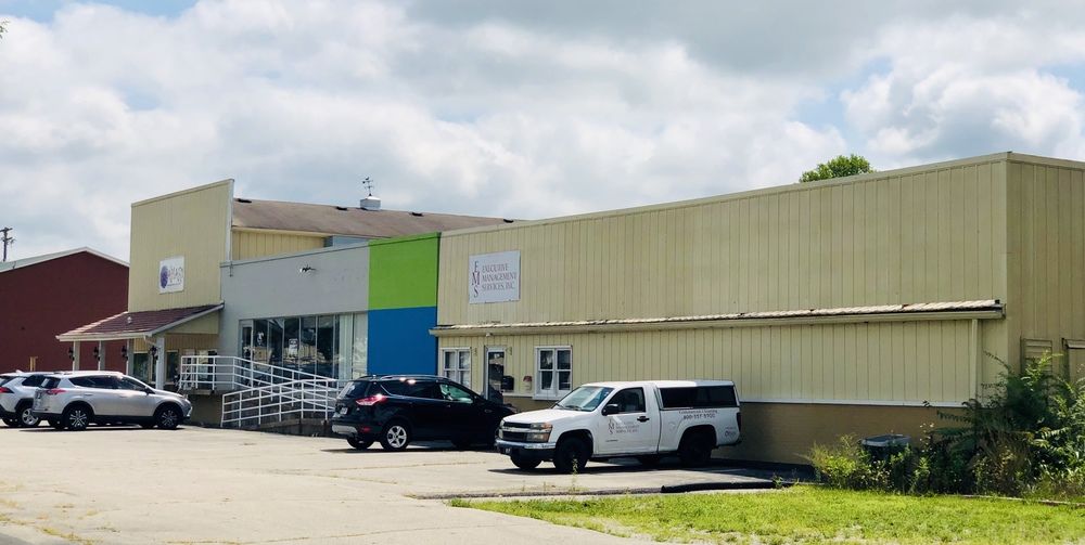 Great Redevelopment or Value-added Opportunity: 959 2nd St, Columbus, IN 47201